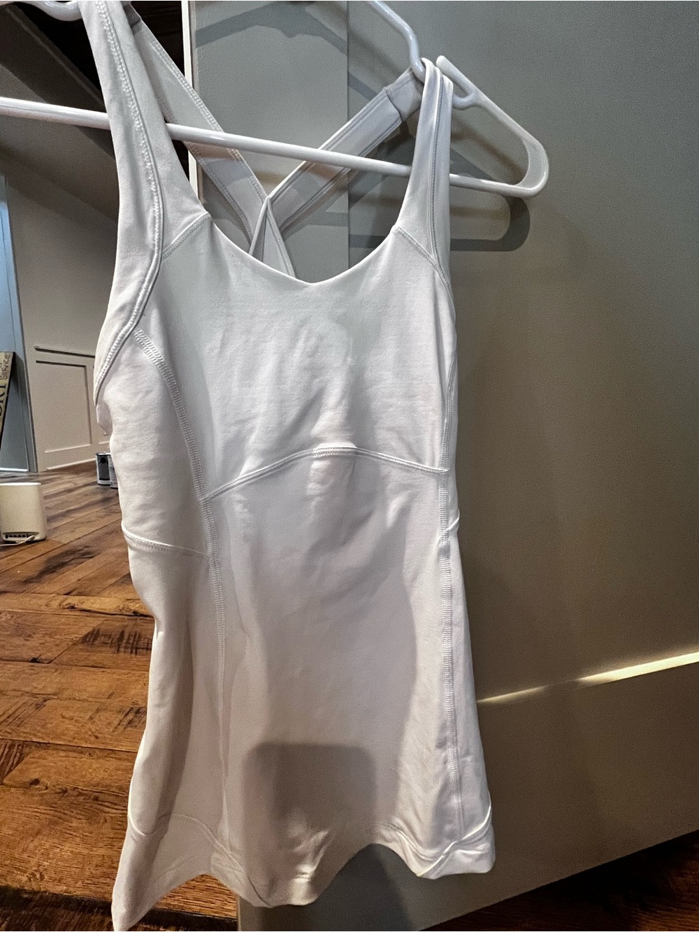 Lululemon White Crossback Athletic Tank Top